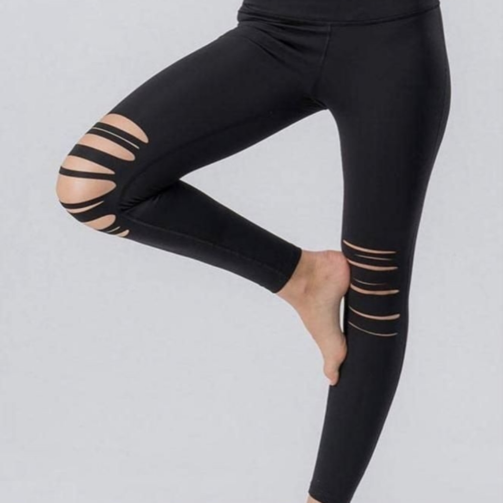 Ripped leggings